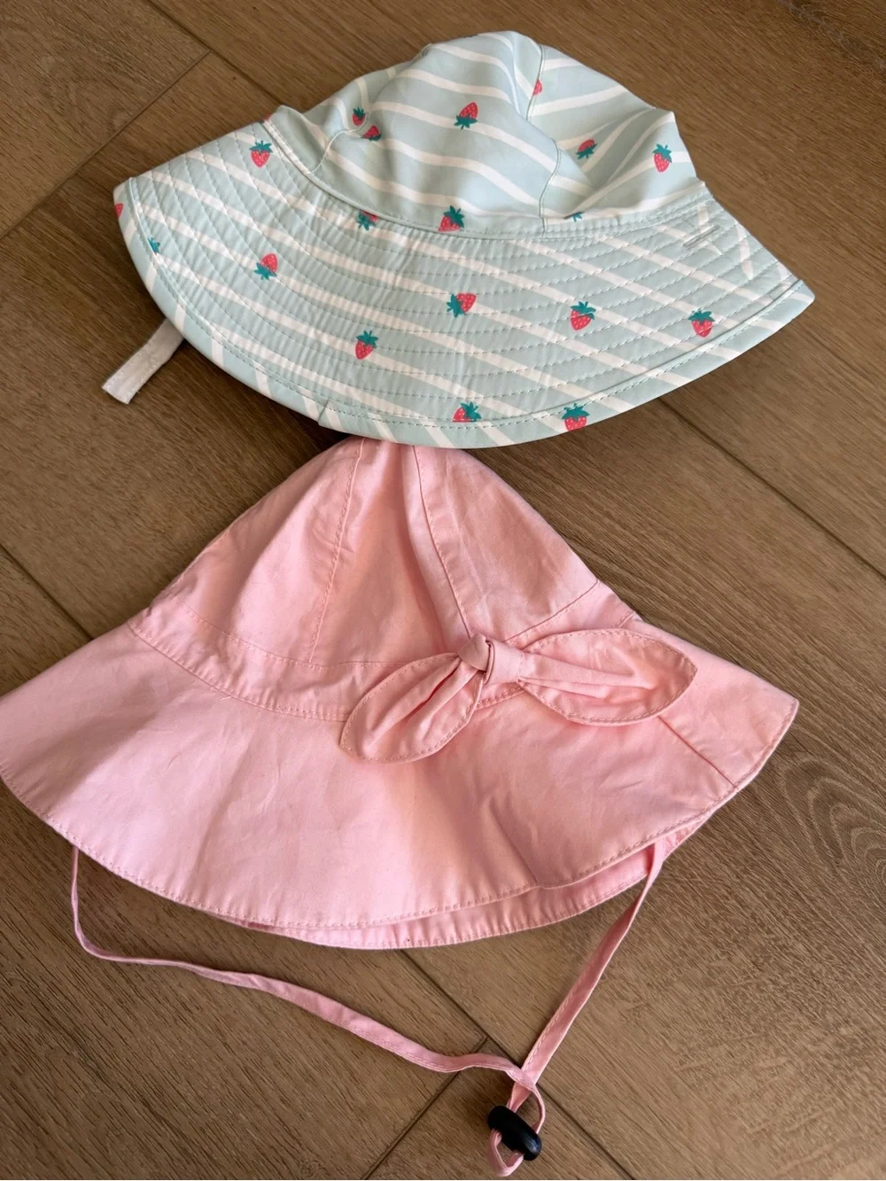 Baby sun hats - Pink Cotton Bow & Strawberry